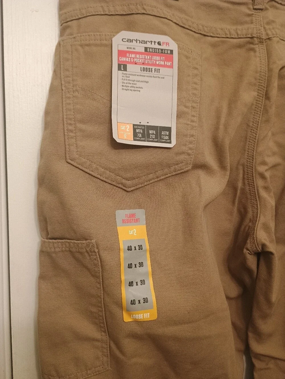 Carhartt Men’s 40x30 Khaki Work Cargo Pants (NWT)